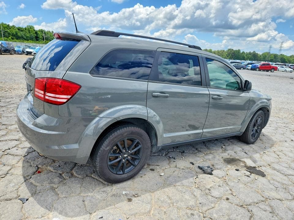 2020 DODGE JOURNEY SE 3
