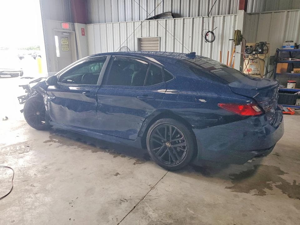 2025 TOYOTA CAMRY SE 2