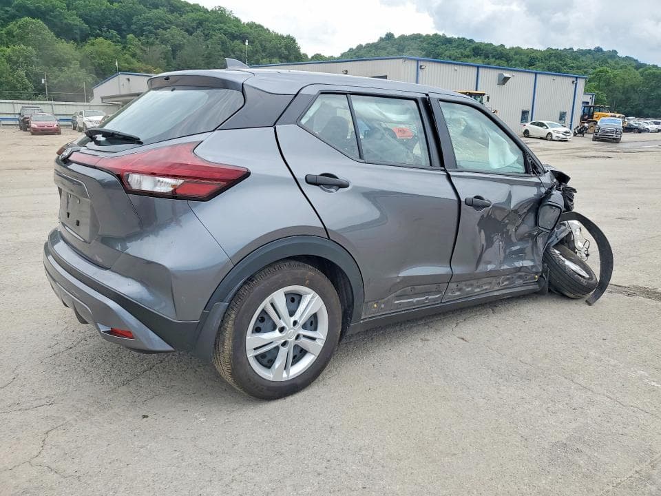 2024 NISSAN KICKS S 3