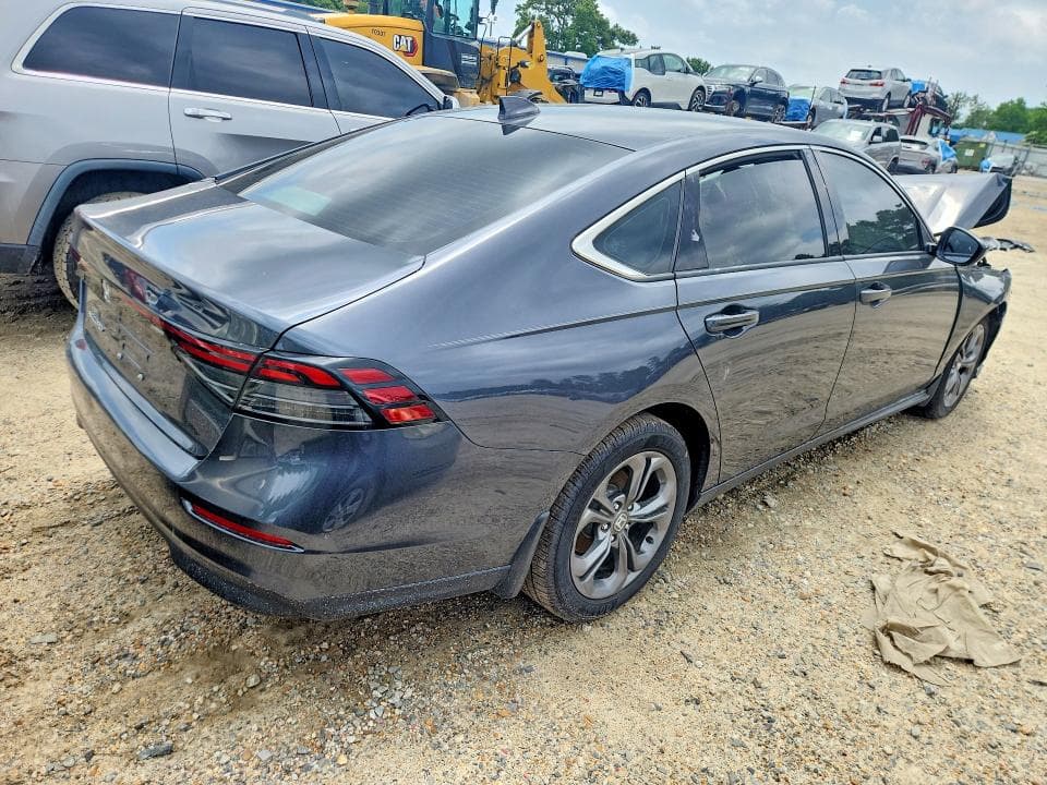 2023 HONDA ACCORD EX EX 3
