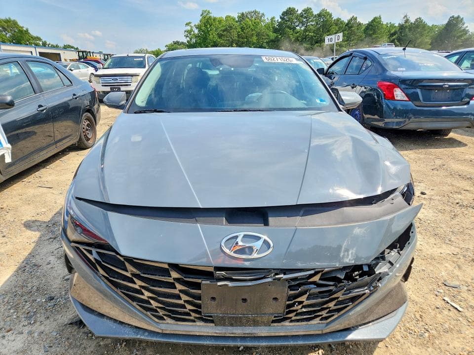 2023 HYUNDAI ELANTRA LIMITED 5