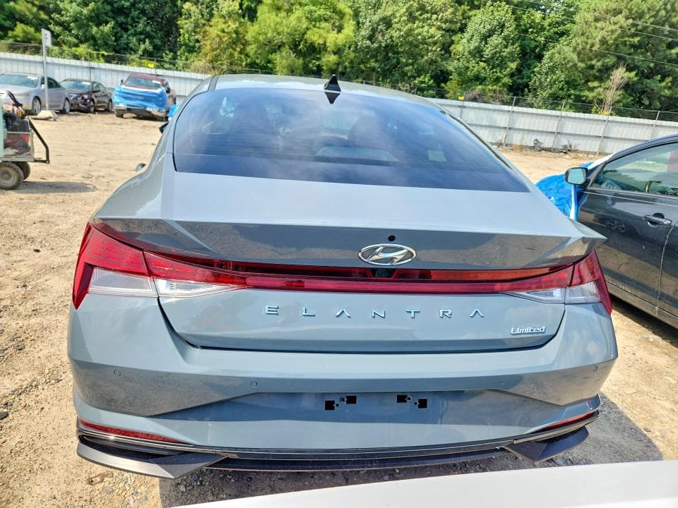 2023 HYUNDAI ELANTRA LIMITED 6