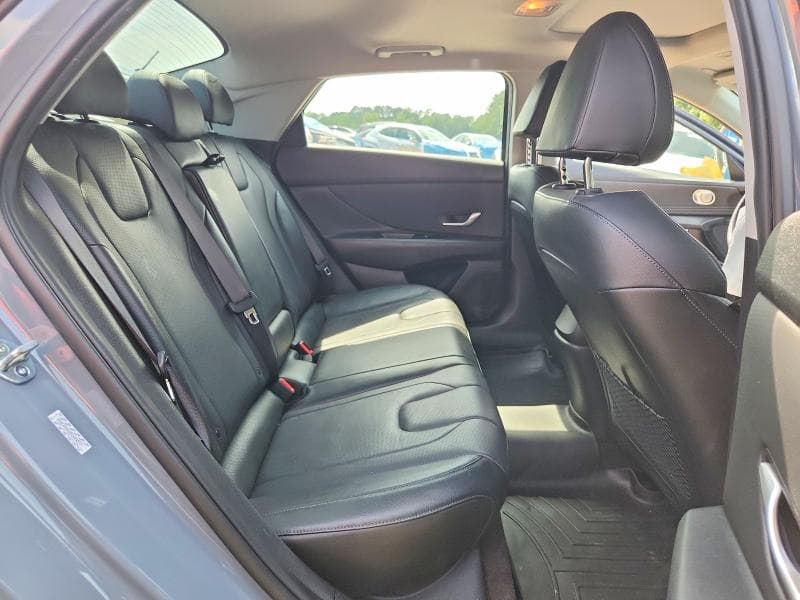 2023 HYUNDAI ELANTRA LIMITED 10