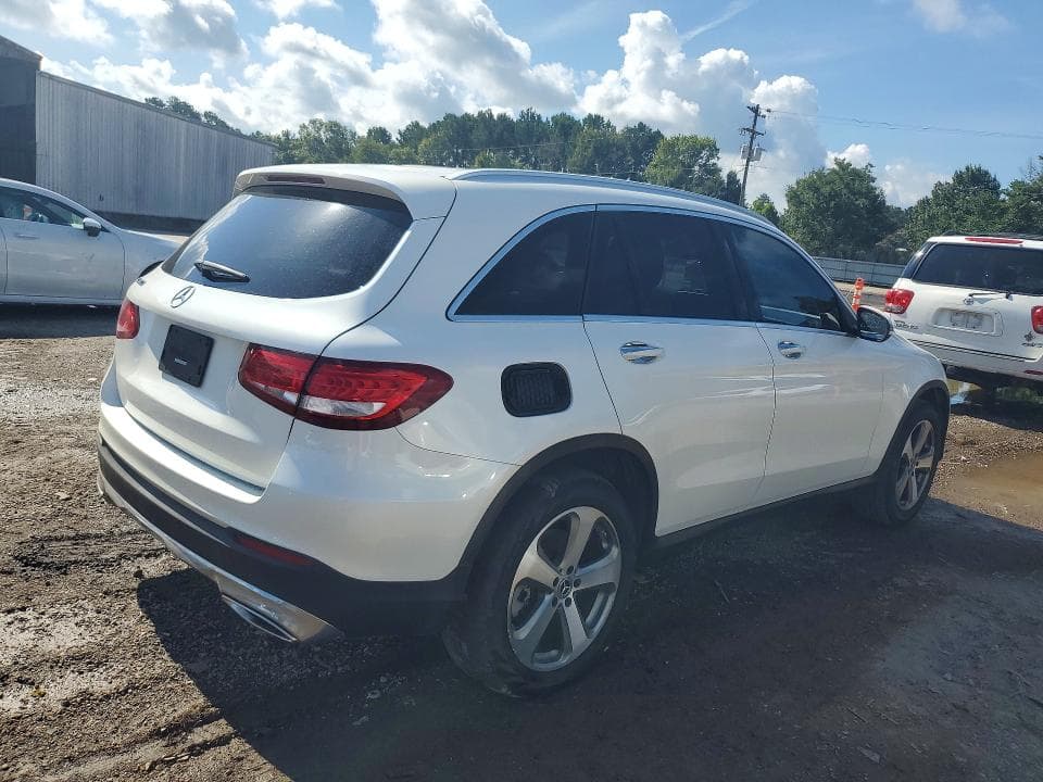 2017 MERCEDES-BENZ GLC 300 300 3