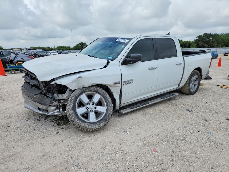 2017 RAM 1500 SLT - 1