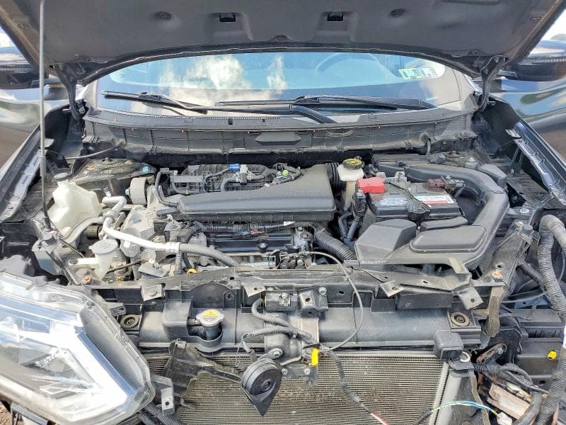 2018 NISSAN ROGUE SV 12