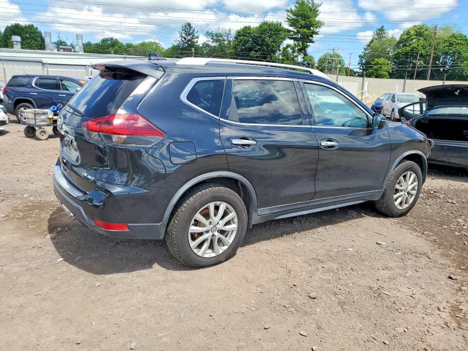 2018 NISSAN ROGUE SV 3