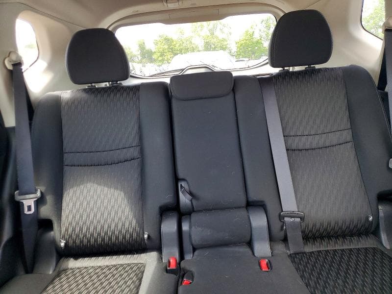 2018 NISSAN ROGUE SV 10
