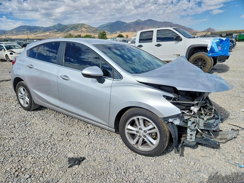 2017 CHEVROLET CRUZE LT 4