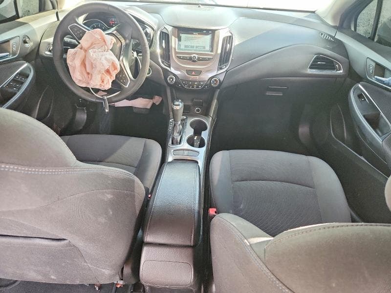 2017 CHEVROLET CRUZE LT 8
