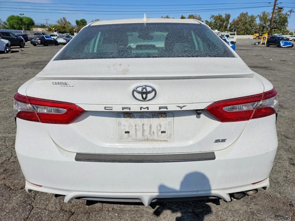 2019 TOYOTA CAMRY SE 6