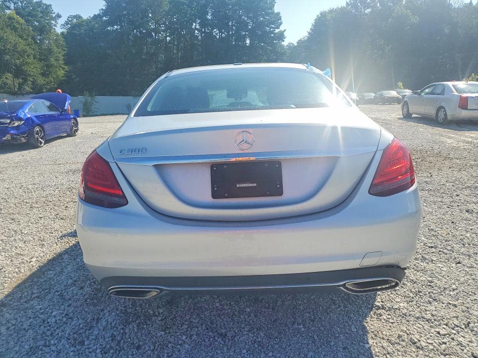 2020 MERCEDES-BENZ C 300 6