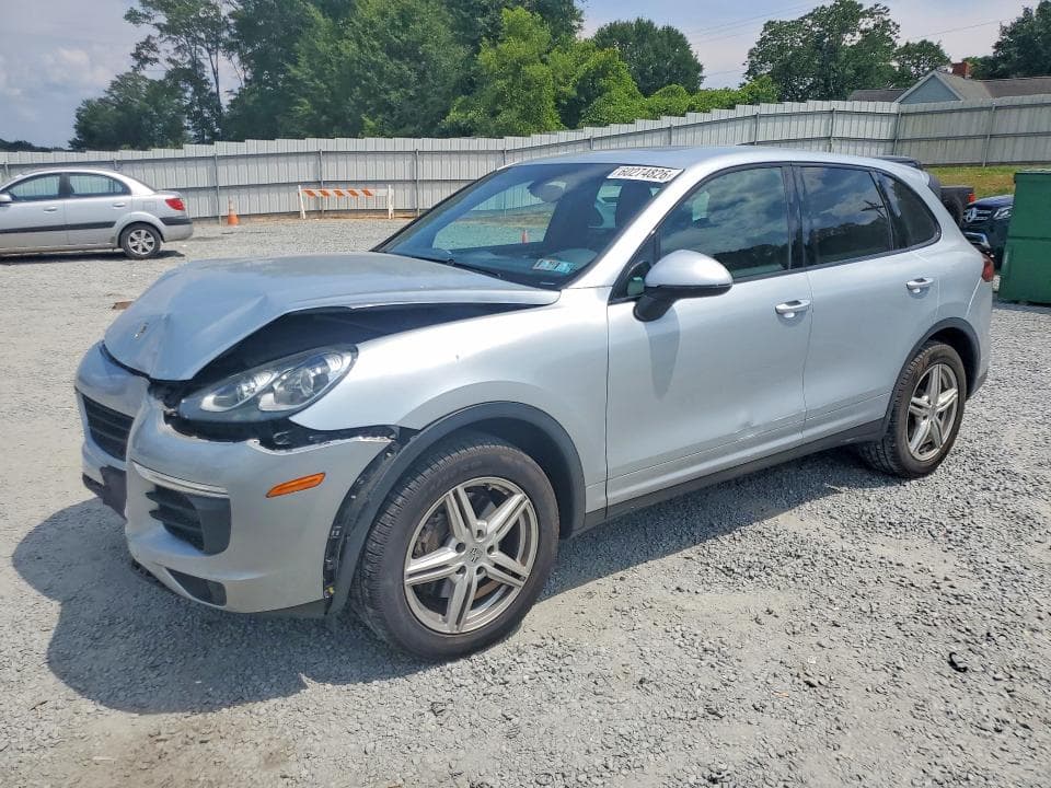 2016 PORSCHE CAYENNE