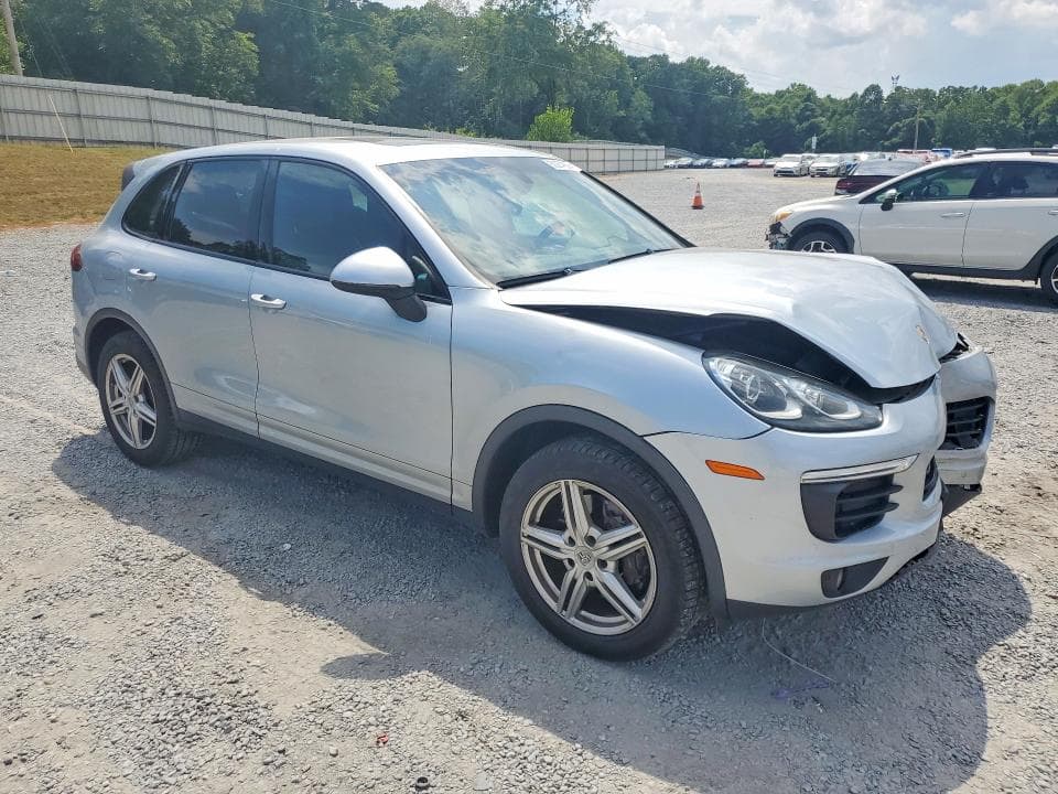 2016 PORSCHE CAYENNE 4