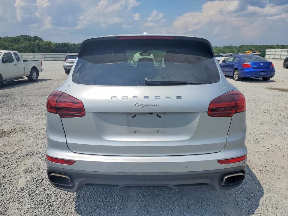 2016 PORSCHE CAYENNE 6