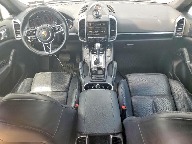 2016 PORSCHE CAYENNE 8