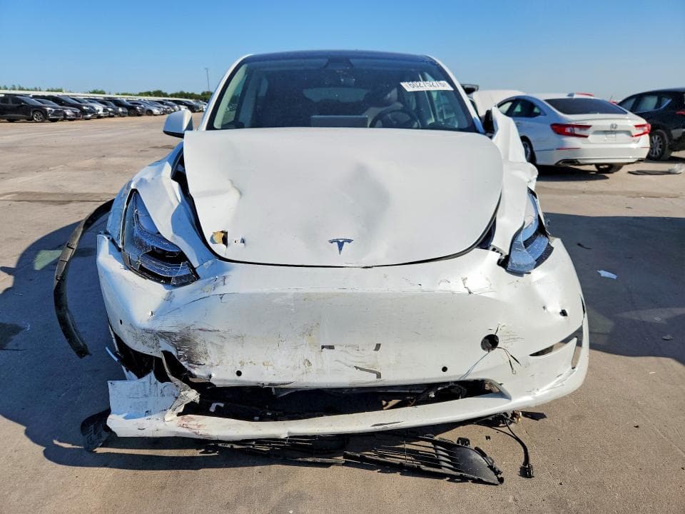 2022 TESLA MODEL Y 5