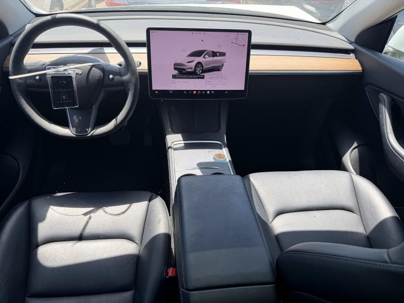 2022 TESLA MODEL Y 8