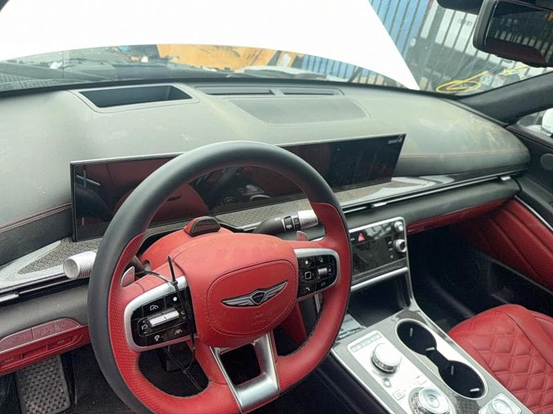 2025 GENESIS GV80 COUPE 10