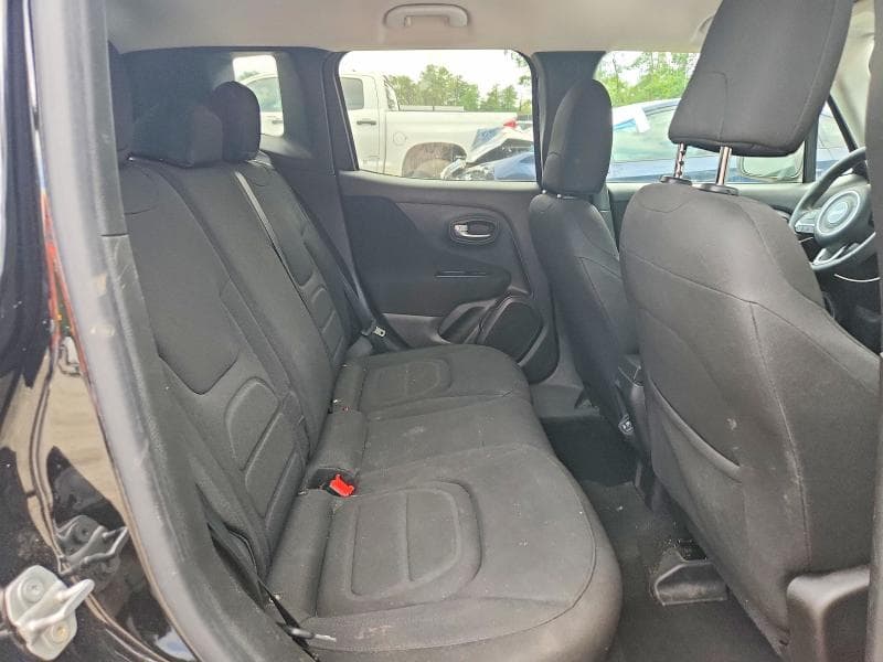 2019 JEEP RENEGADE LATITUDE 11