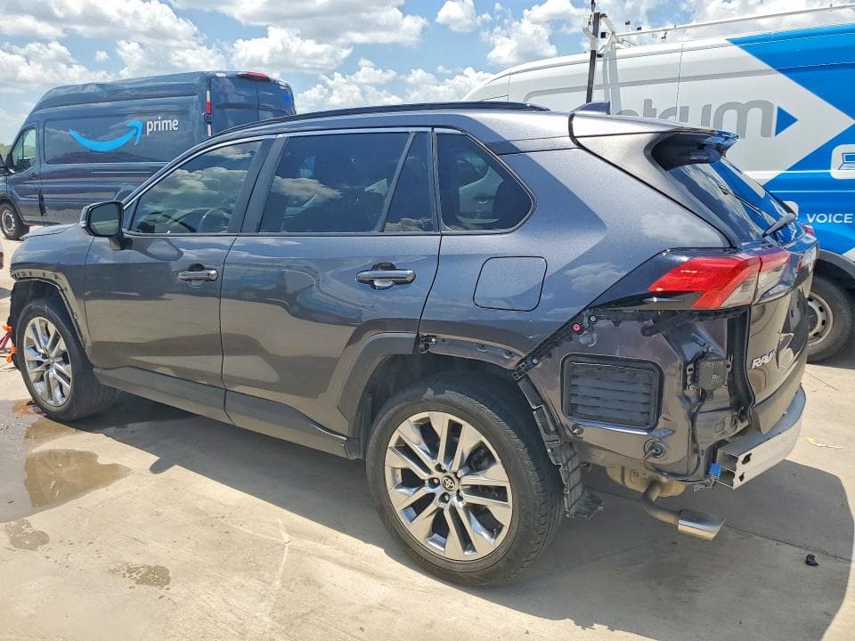 2021 TOYOTA RAV4 XLE PREMIUM 2