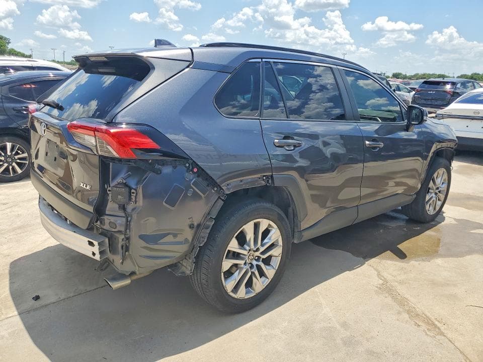 2021 TOYOTA RAV4 XLE PREMIUM 3