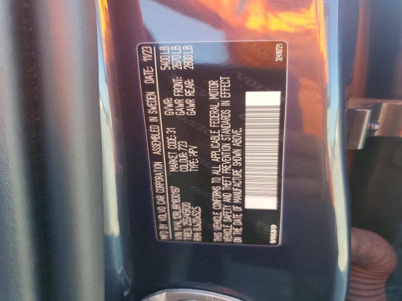 2024 VOLVO XC60 PLUS 13