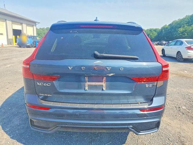 2024 VOLVO XC60 PLUS 6