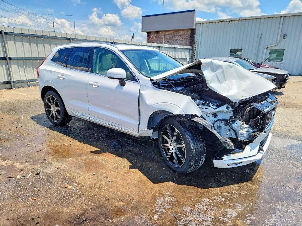 2021 VOLVO XC60 T5 INSCRIPTION 4