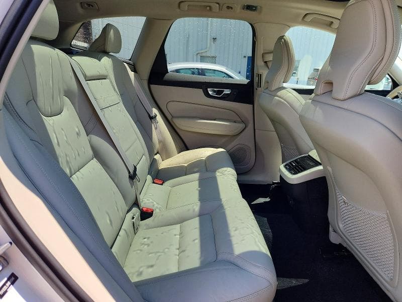 2021 VOLVO XC60 T5 INSCRIPTION 10