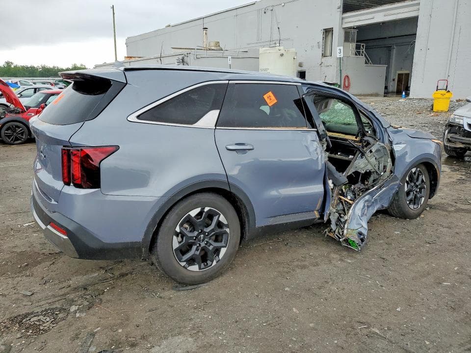 2024 KIA SORENTO S 3