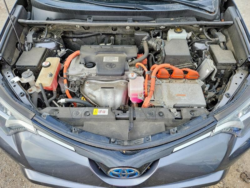 2017 TOYOTA RAV4 HYBRID XLE 12