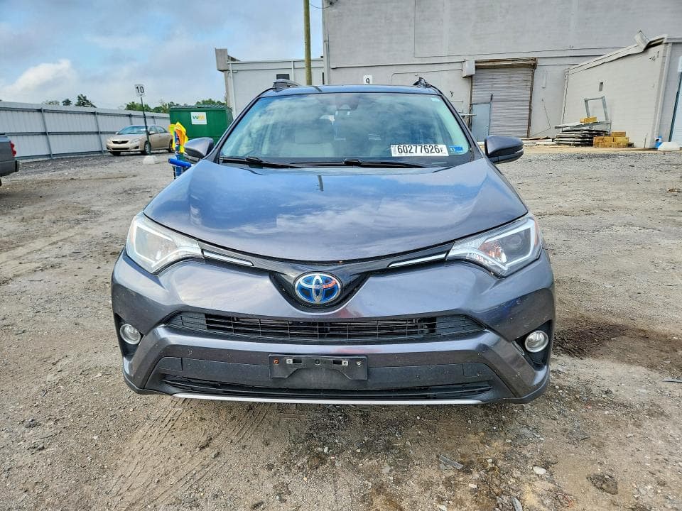 2017 TOYOTA RAV4 HYBRID XLE 5