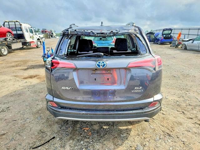 2017 TOYOTA RAV4 HYBRID XLE 6