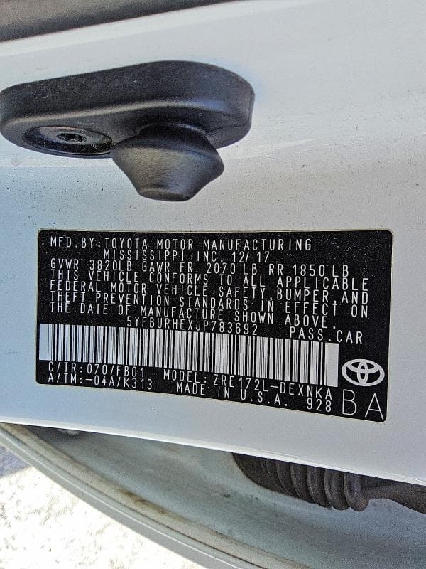 2018 TOYOTA COROLLA LE LE 12