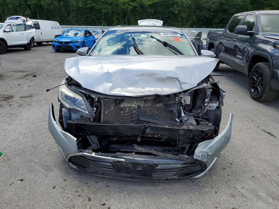 2016 TOYOTA AVALON LIMITED 5