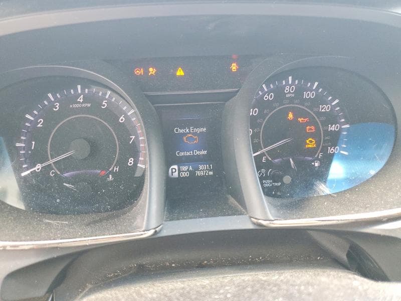 2016 TOYOTA AVALON LIMITED 9