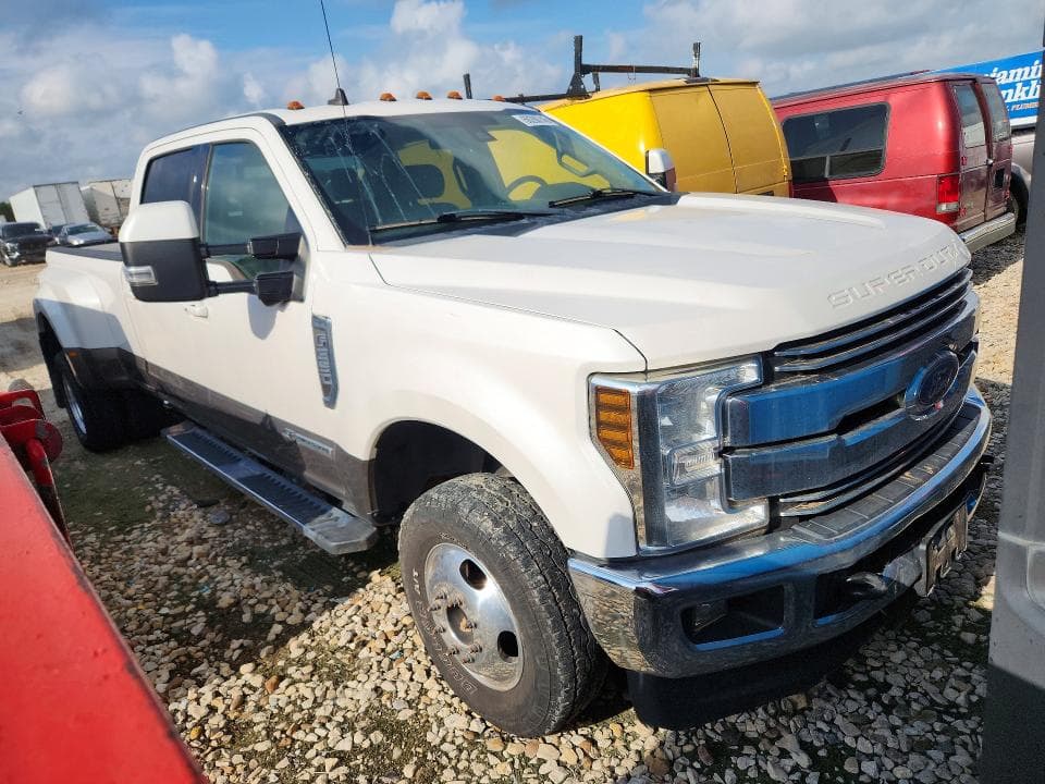 2019 FORD F350 LARIAT SUPER DUTY 4