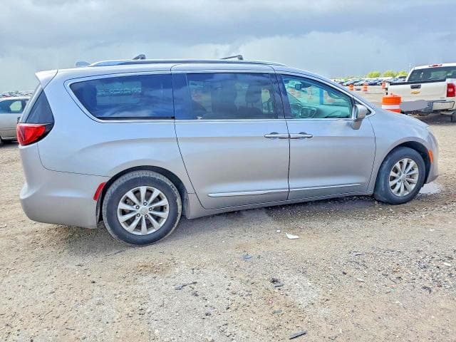 2019 CHRYSLER PACIFICA TOURING L TOURING L 3