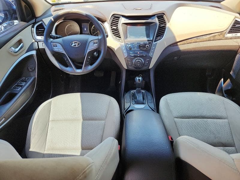 2017 HYUNDAI SANTA FE SE 8