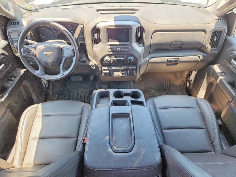 2024 CHEVROLET SILVERADO C2500 HEAVY DUTY 8