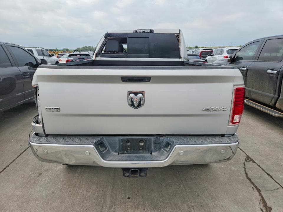 2017 RAM 2500 LARAMIE 6