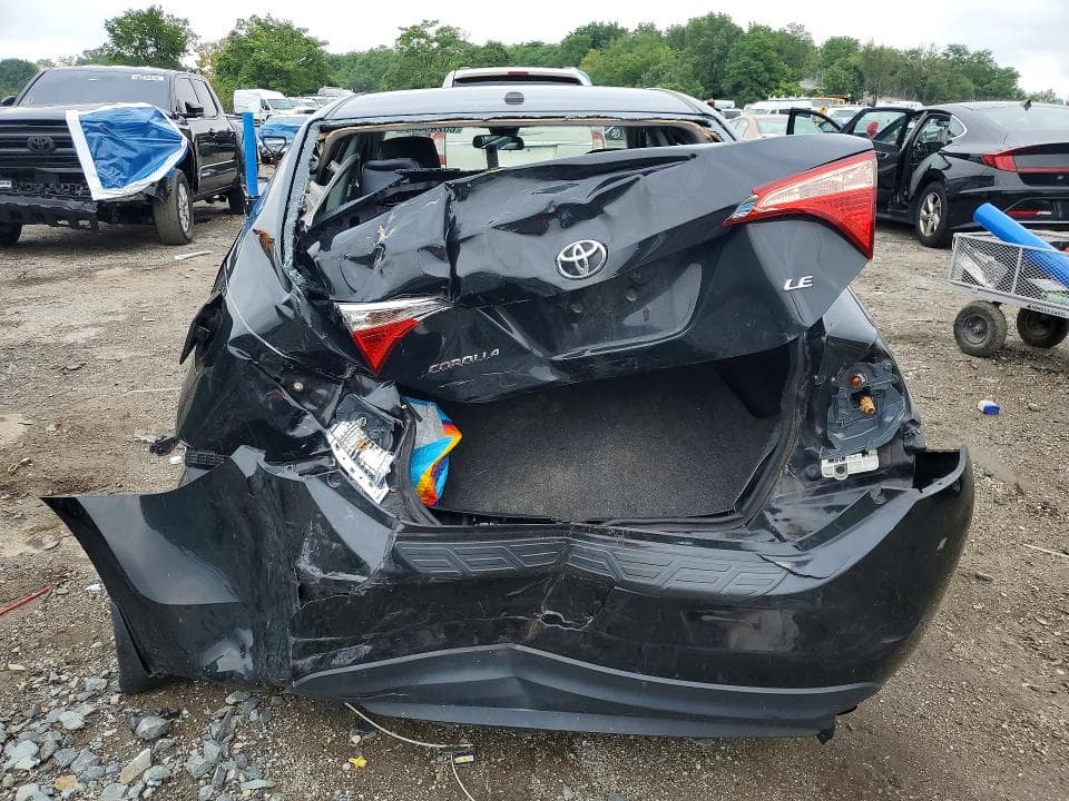 2017 TOYOTA COROLLA LE 6