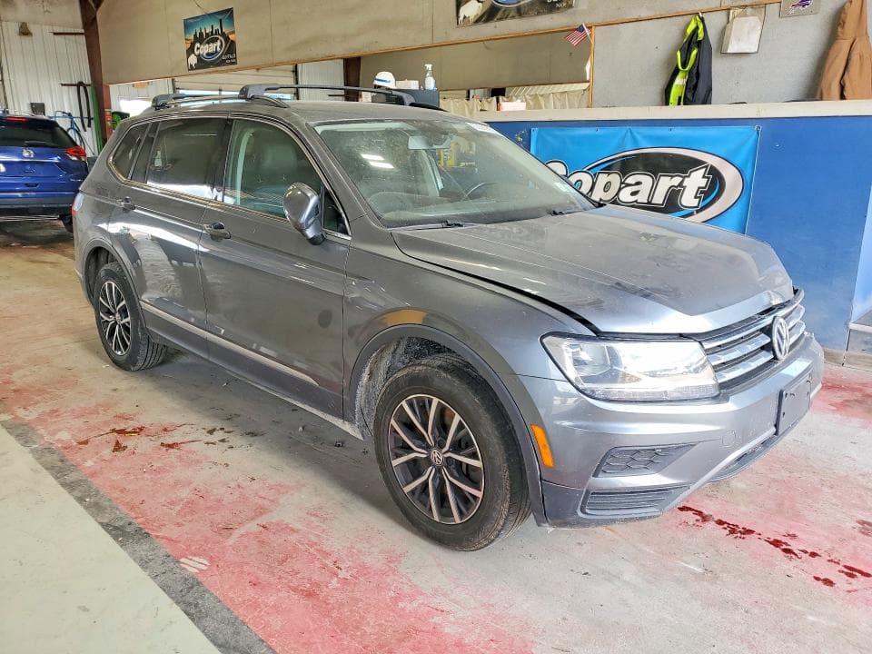 2020 VOLKSWAGEN TIGUAN SE 4