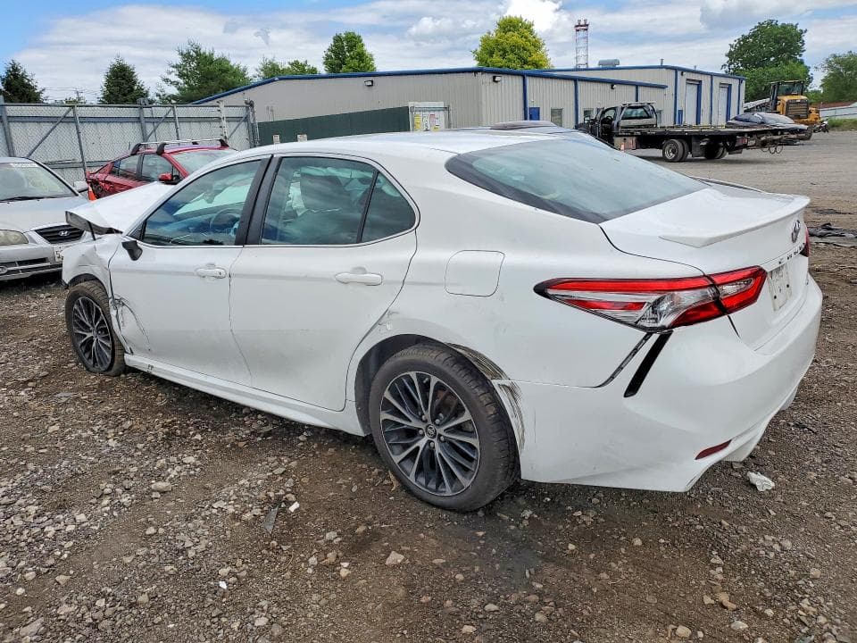 2018 TOYOTA CAMRY SE SE 2