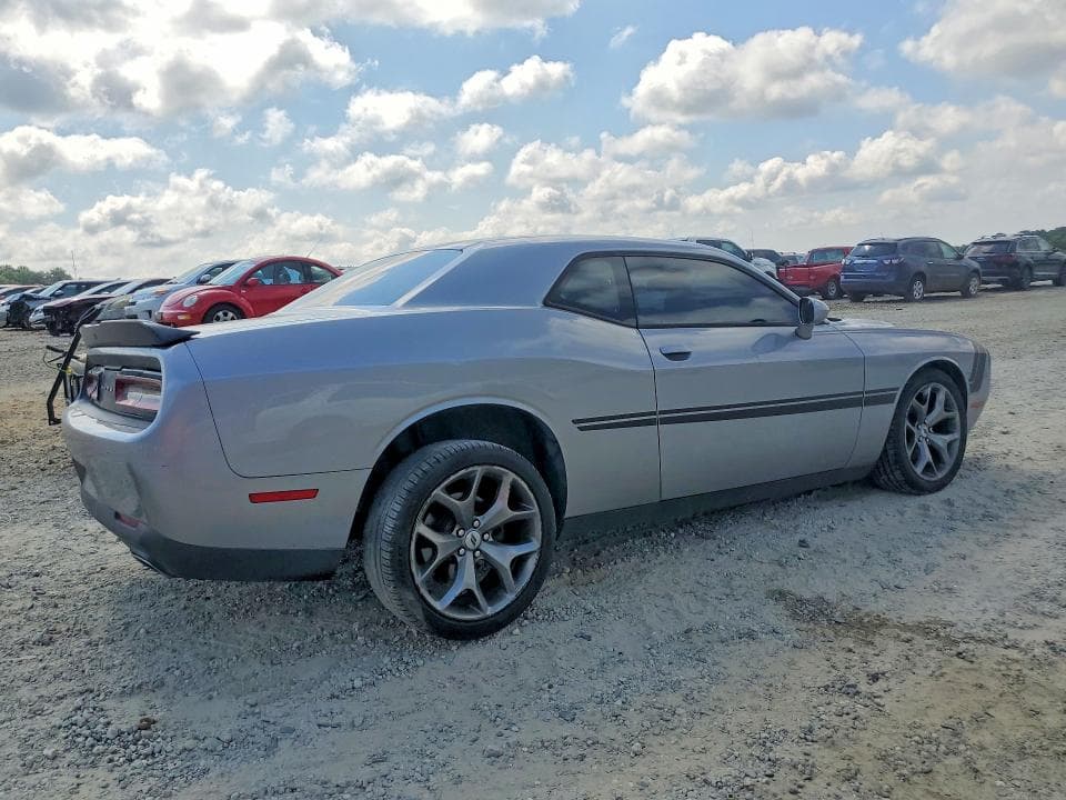 2017 DODGE CHALLENGER SXT 3