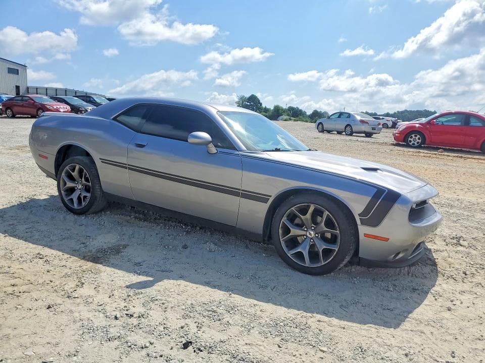 2017 DODGE CHALLENGER SXT 4