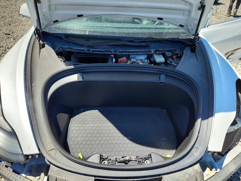 2019 TESLA MODEL 3 11