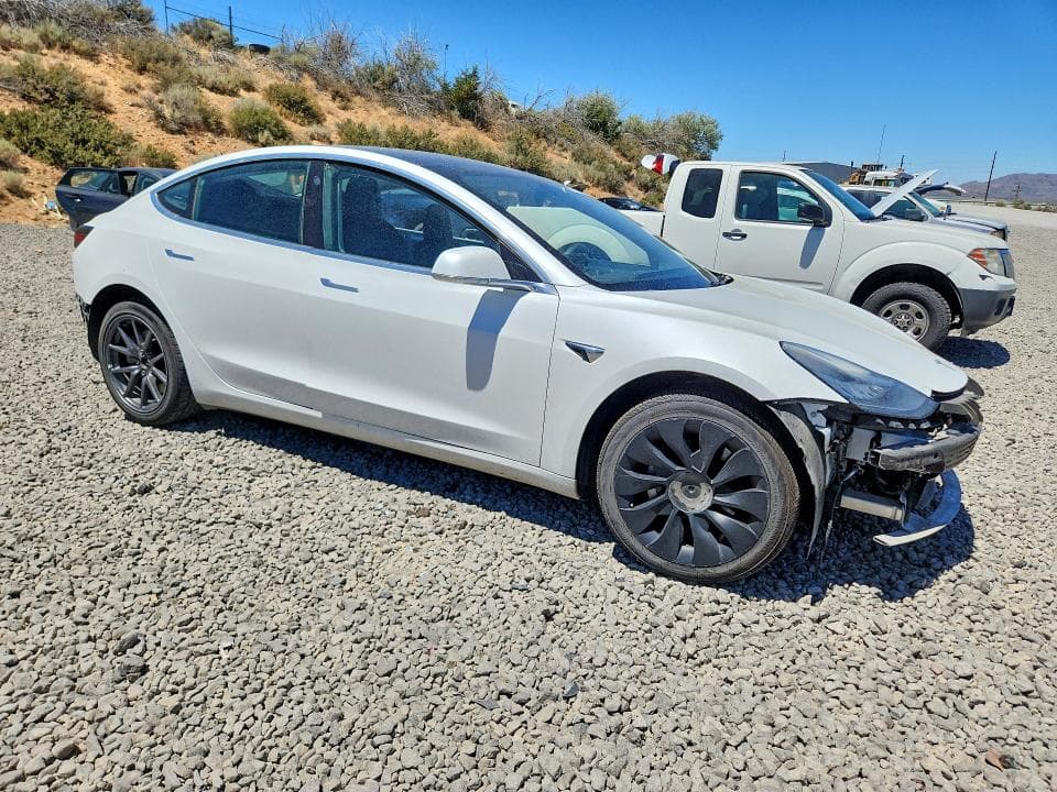 2019 TESLA MODEL 3 4