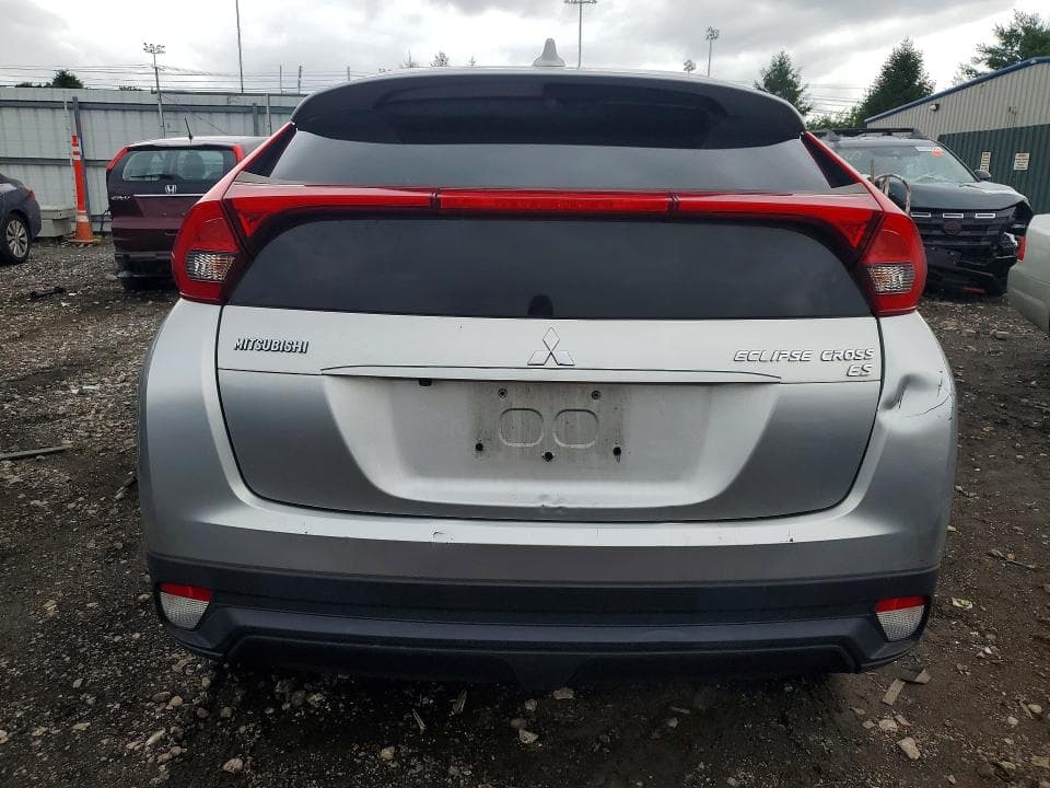 2018 MITSUBISHI ECLIPSE CROSS ES 6